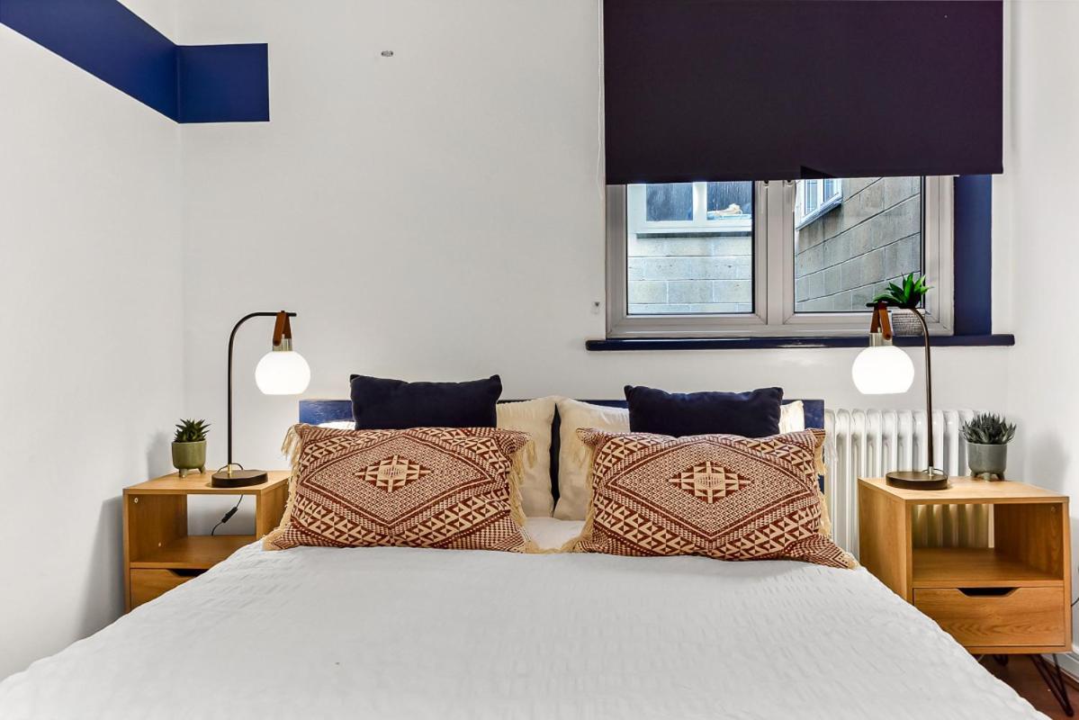 Spacious Cosy 2 Bed Flat, Central Londen Buitenkant foto