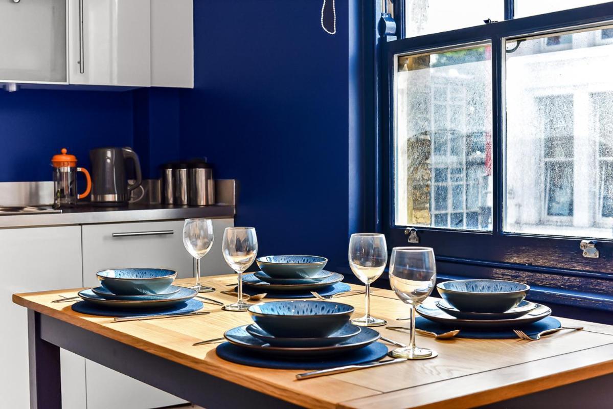Spacious Cosy 2 Bed Flat, Central Londen Buitenkant foto